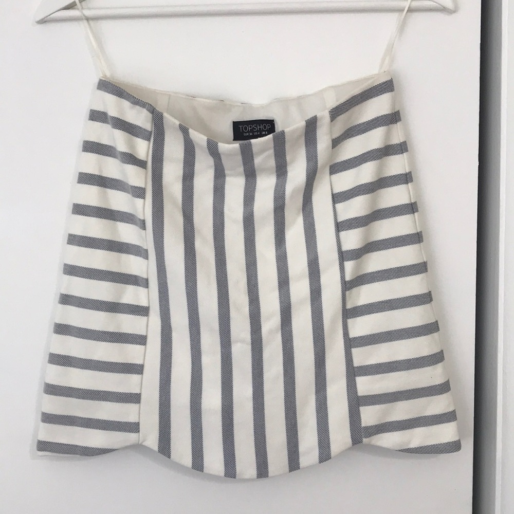 Top shop scalloped skirt
